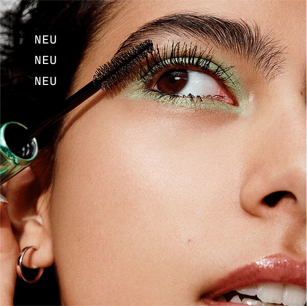 NEW HIGH IMPACT™ HIGH-FI FULL VOLUME MASCARA